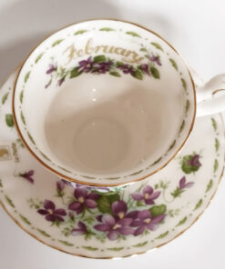Alternative view of Tazza da tè con piattino Royal Albert collezione "Flower of the month" mese di febbraio/february