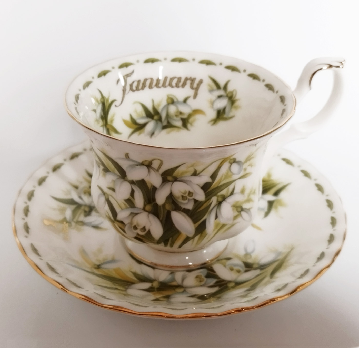 Tazza da tè con piattino Royal Albert collezione Flower of the month mese  di gennaio/january
